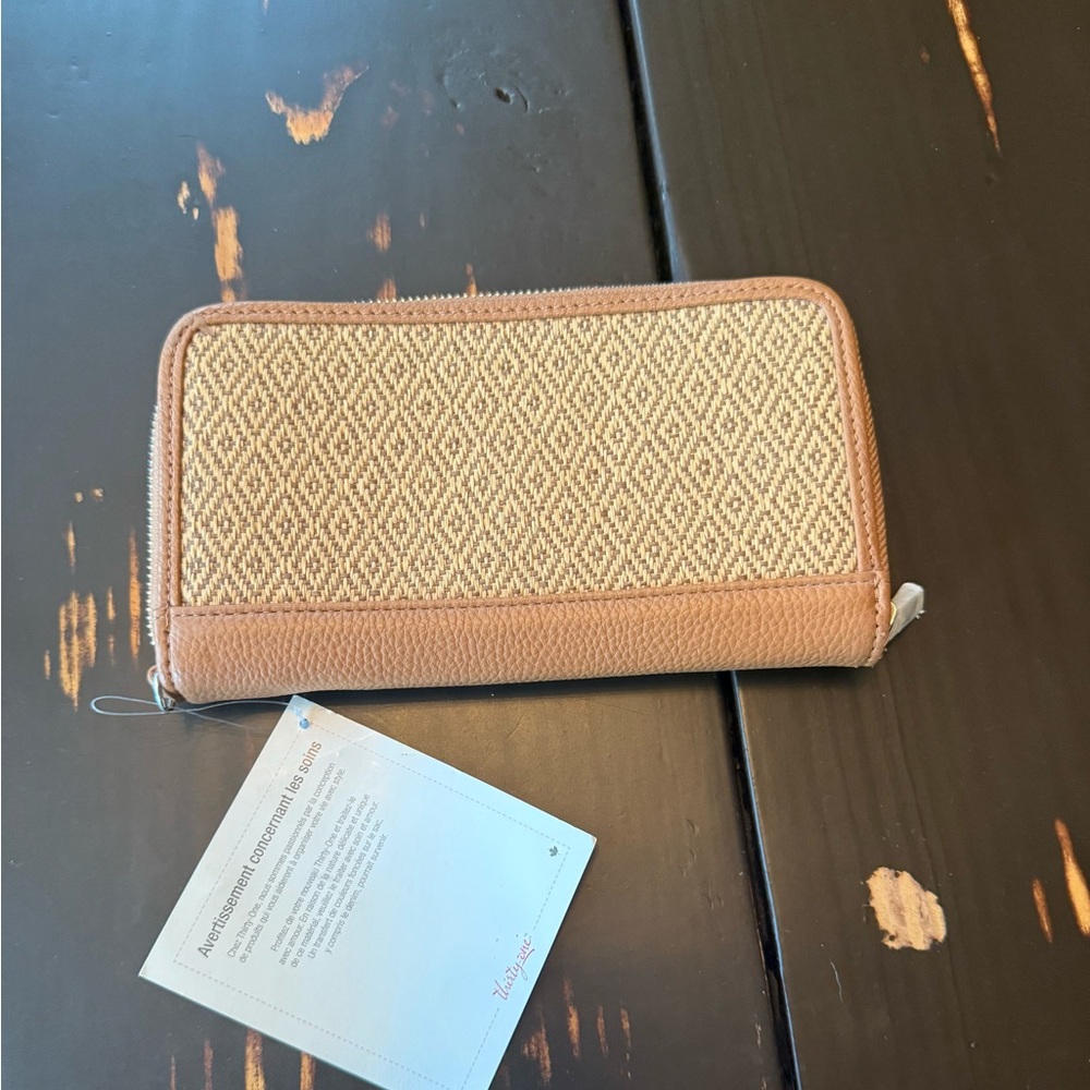 Thirty-One Tan and Cream Zip Around Wallet